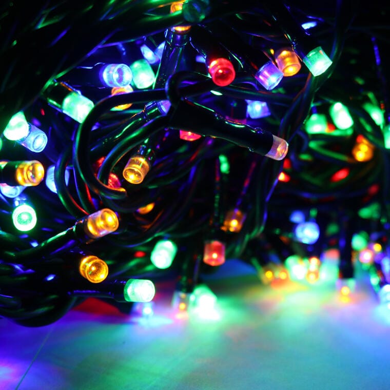 Lampki choinkowe 200 LED multikolor z efektem flash — autentyczna fotografia producenta Goliat dla SKU 200 LED-14F-M, ujęcie 2